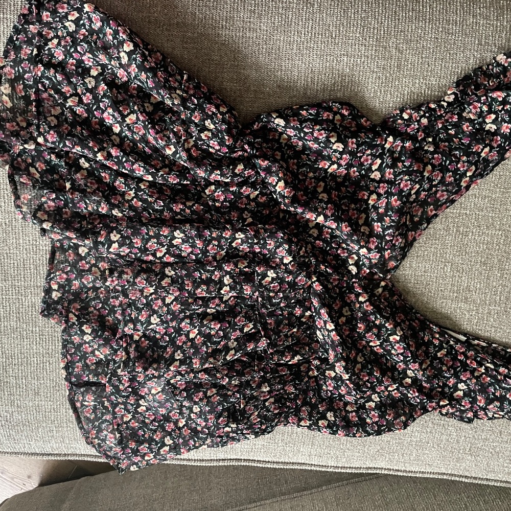 Women’s sleeveless top